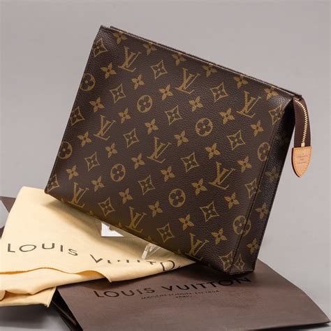 louis vuitton toiletry|toiletry Louis Vuitton pouch.